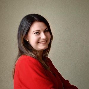 Meet your Posher, Laura